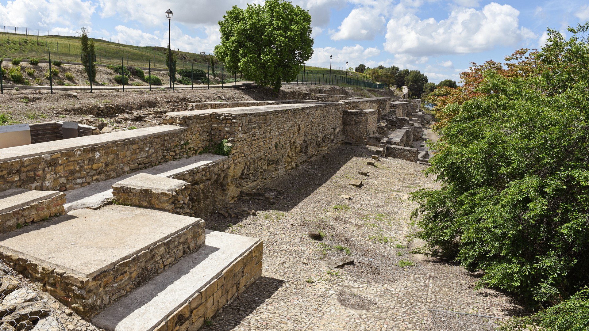 Turismo Baeza - Disfruta de los mejores planes primaverales en la histórica ciudad de Baeza