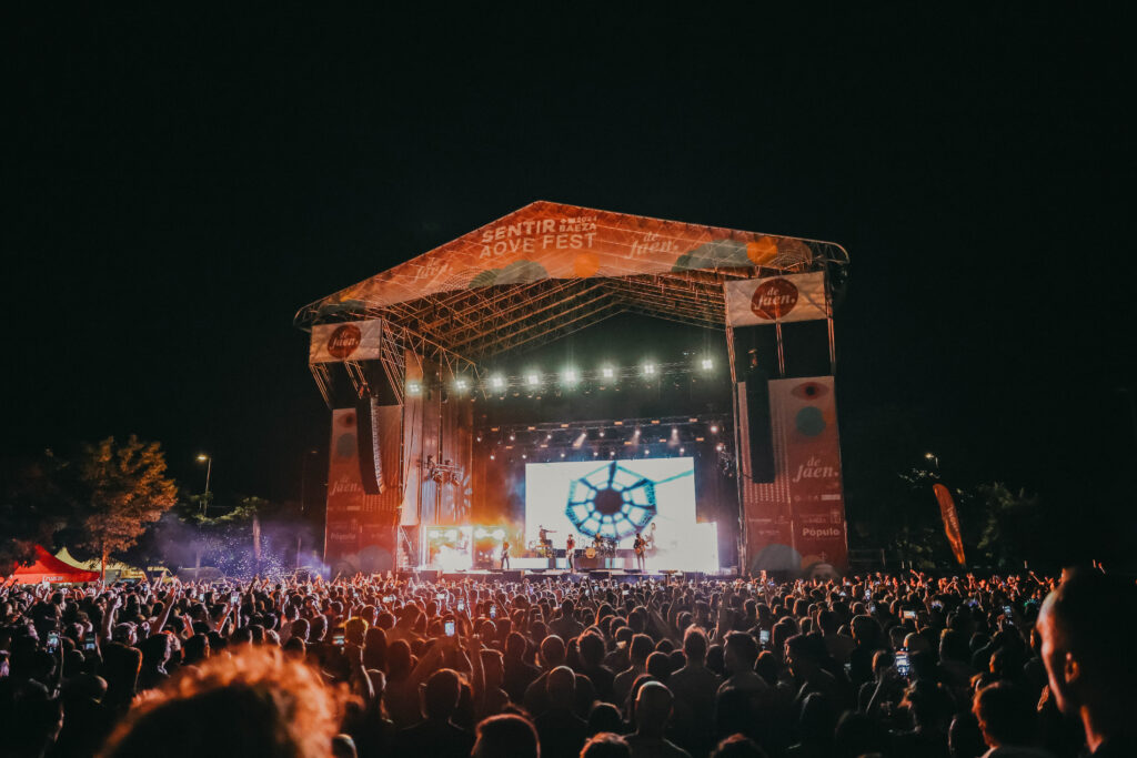 Turismo Baeza - Sentir Baeza AOVE Fest 2025: canta al son de tus artistas favoritos en una ciudad Patrimonio de la Humanidad