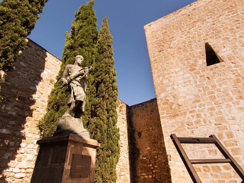 Turismo Baeza - Descubre la historia del Torreón Puerta de Úbeda en Baeza