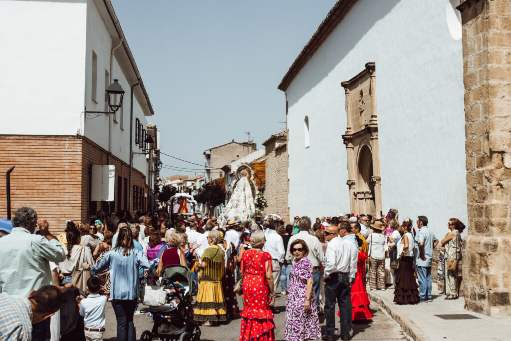Turismo Baeza - Baeza celebra la Romería de la Yedra: raíces, costumbres y devoción popular